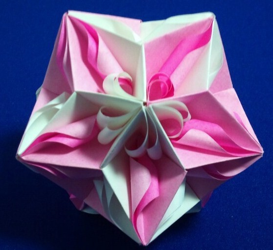 https://matsushita-bungu.co.jp/kyouzai/blog/udata/origami-4.jpg